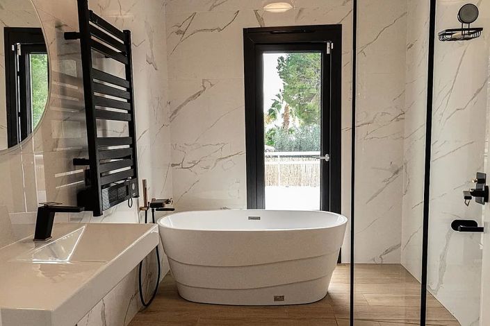 Image No.80-4 Bed House/Villa for sale