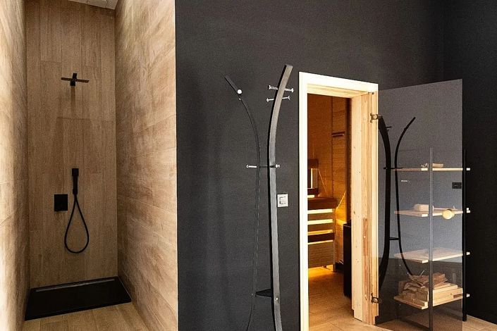 Image No.83-4 Bed House/Villa for sale