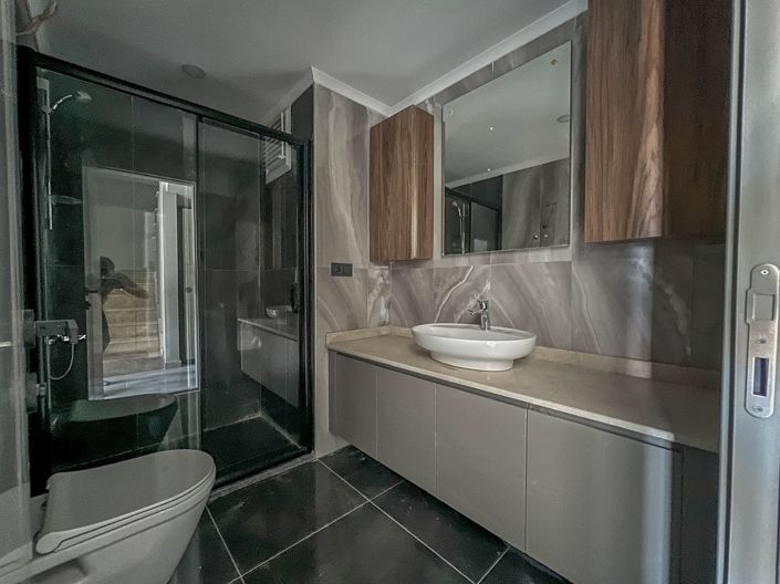 Image No.26-2 Bed Apartment for sale