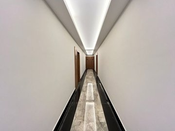Exterior 4