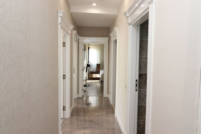 Image No.22-4 Bed Apartment for sale