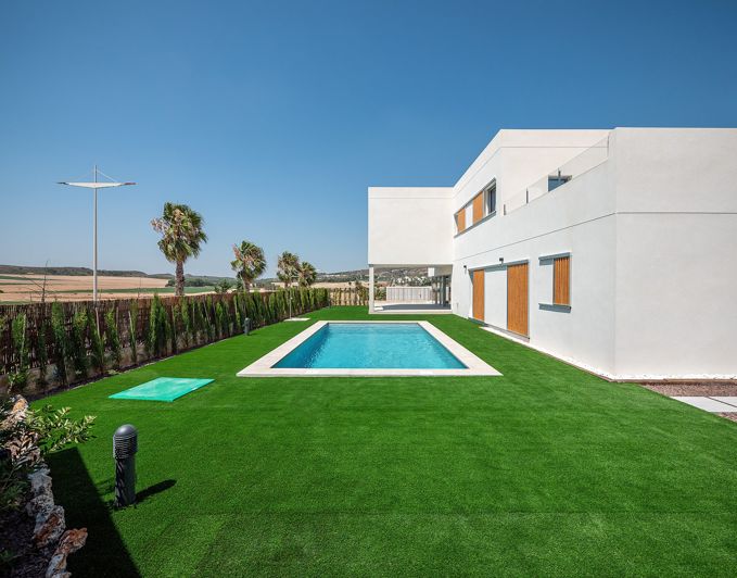 Image No.1-4 Bed House/Villa for sale