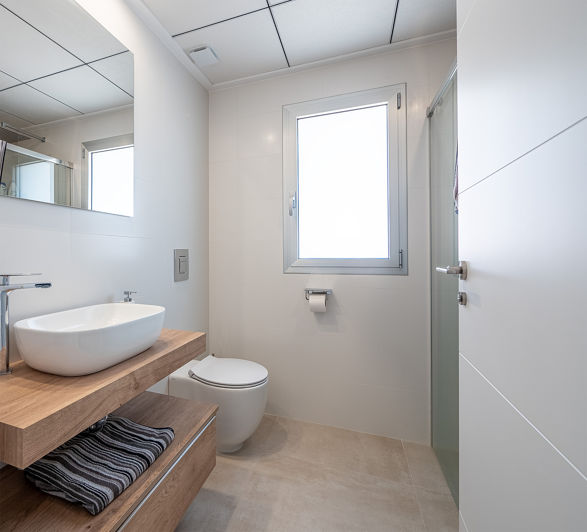 Image No.13-4 Bed House/Villa for sale