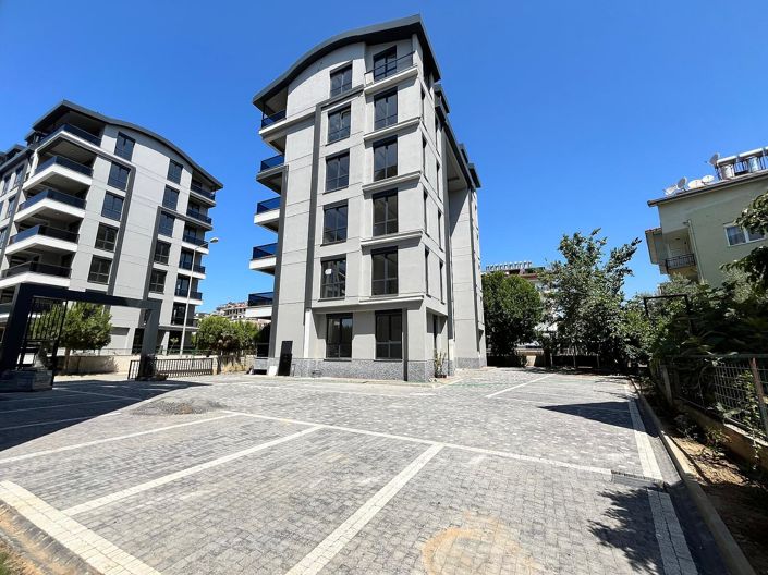 Image No.11-2 Bed Apartment for sale