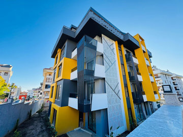 Exterior 3