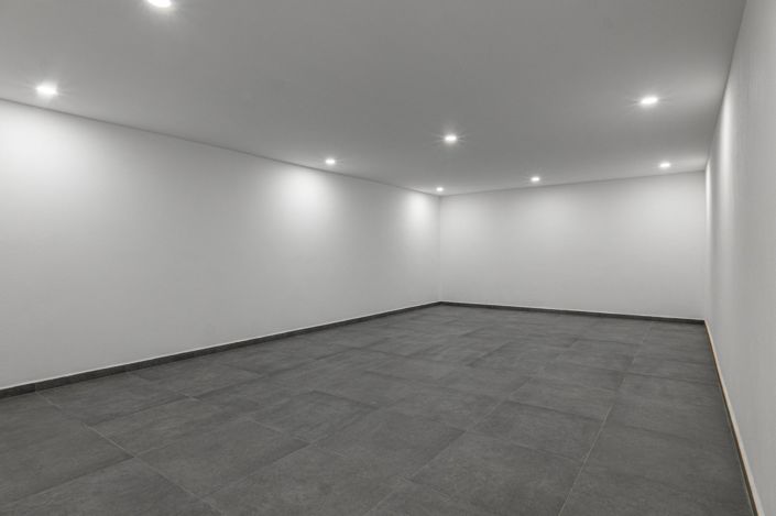 Image No.26-6 Bed House/Villa for sale