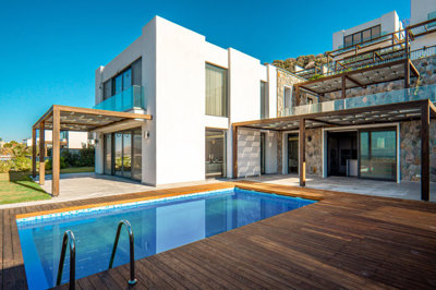 Exterior 9
