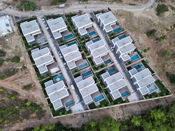 Exterior 12