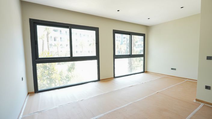 Image No.10-1 Bed Apartment for sale