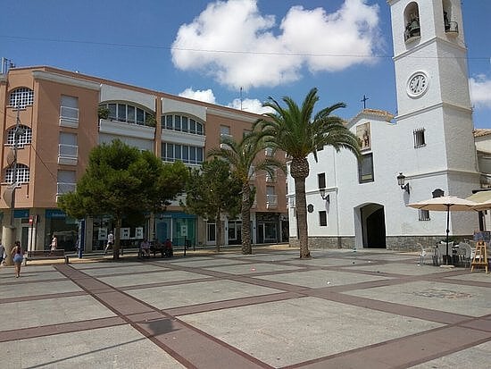 Image No.25-3 Bed Apartment for sale