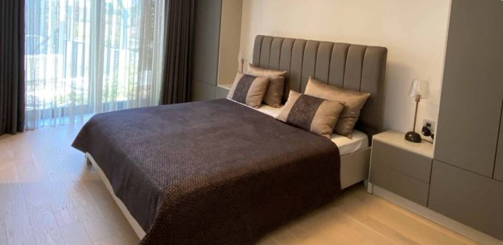 Image No.15-5 Bed Apartment for sale