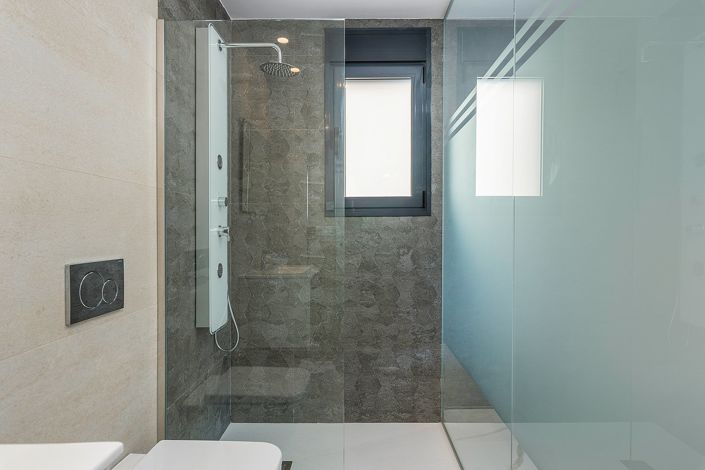 Image No.52-2 Bed Apartment for sale