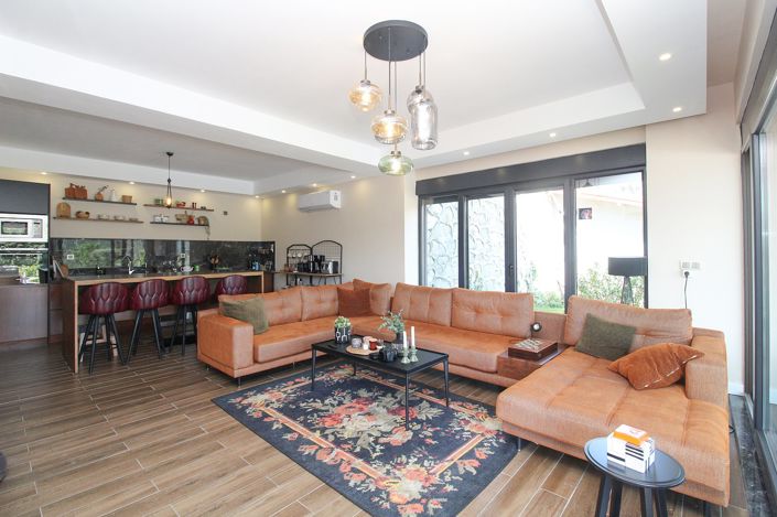 Image No.24-6 Bed House/Villa for sale