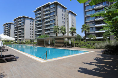 Exterior 1