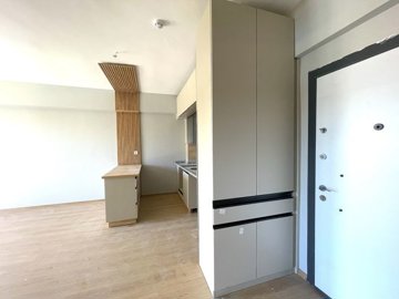 Interior 3