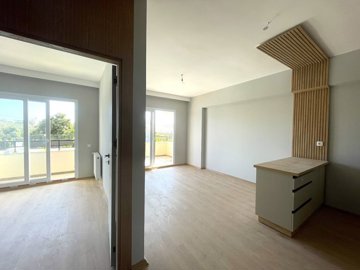 Interior 4