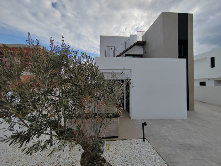 Image No.14-4 Bed House/Villa for sale