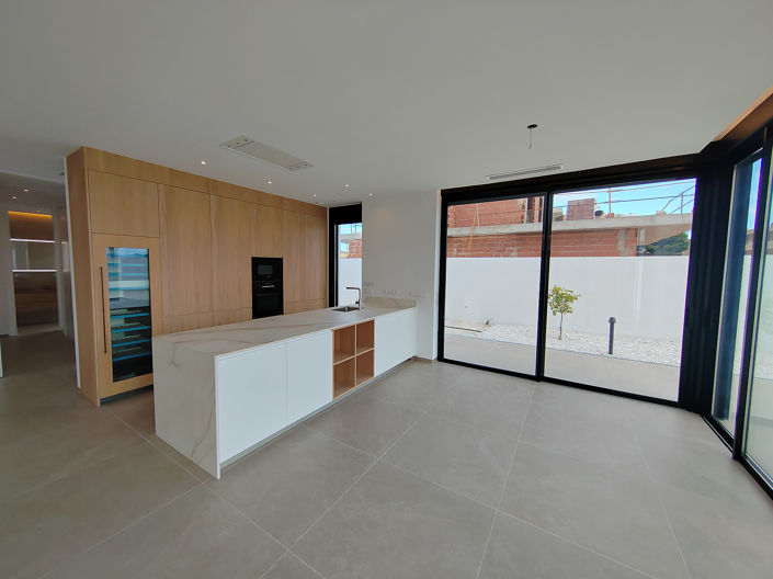 Image No.23-4 Bed House/Villa for sale