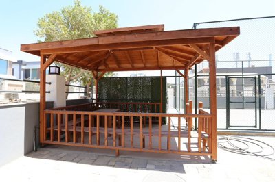 Exterior 13
