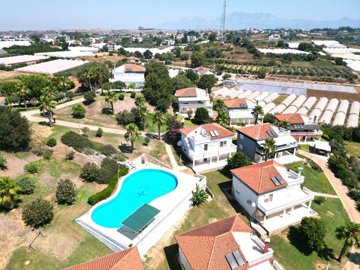 Exterior 1