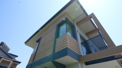 Exterior 9