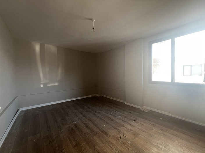 Image No.22-2 Bed Apartment for sale