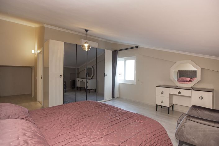 Image No.25-2 Bed Apartment for sale