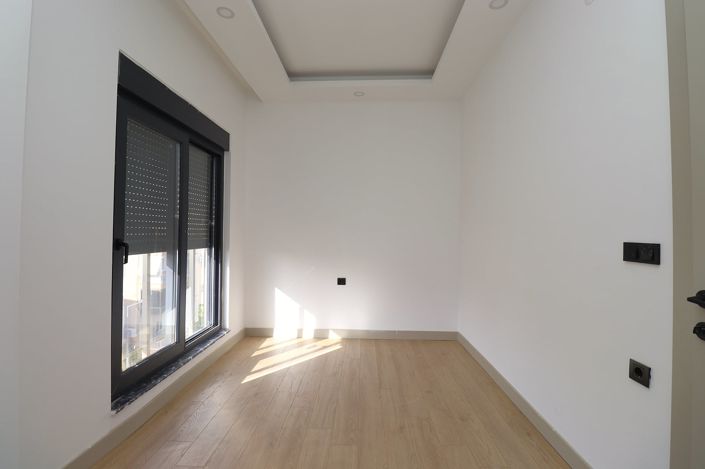 Image No.17-3 Bed Apartment for sale