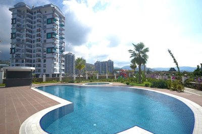 Exterior 3