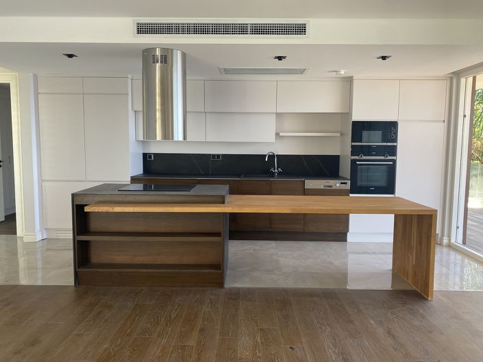 Image No.21-3 Bed Apartment for sale