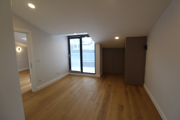 Image No.7-4 Bed Apartment for sale