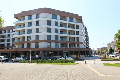 Exterior 3