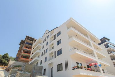 Exterior 3