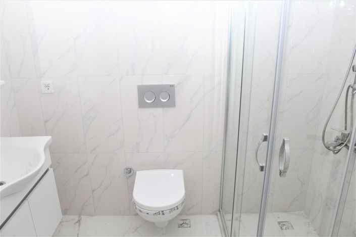 Image No.20-2 Bed Apartment for sale