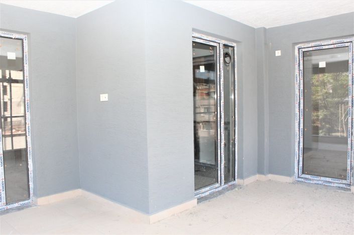 Image No.22-3 Bed Apartment for sale