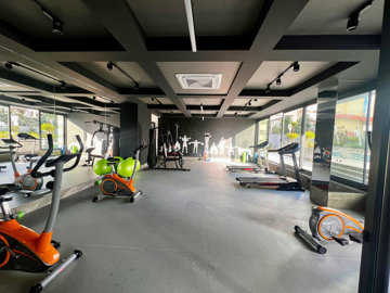 Exterior 14