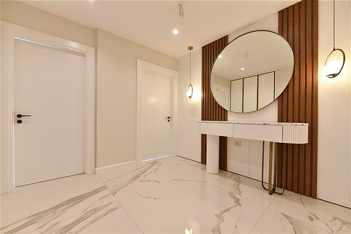 Image No.20-4 Bed Apartment for sale