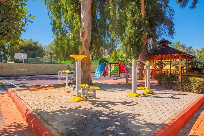 Image No.4-4 Bed Apartment for sale