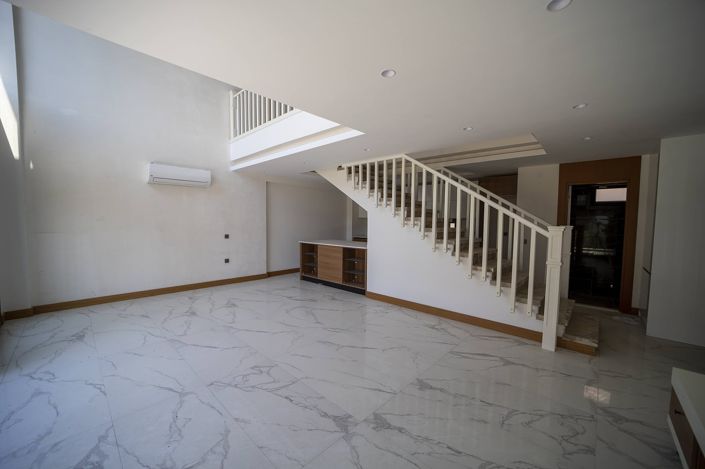Image No.16-4 Bed House/Villa for sale