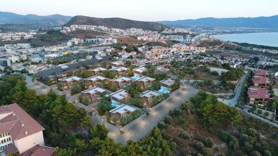 Exterior 4