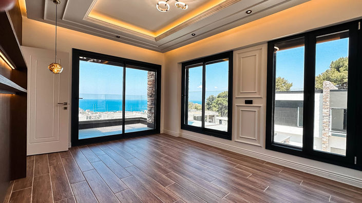 Image No.63-5 Bed House/Villa for sale