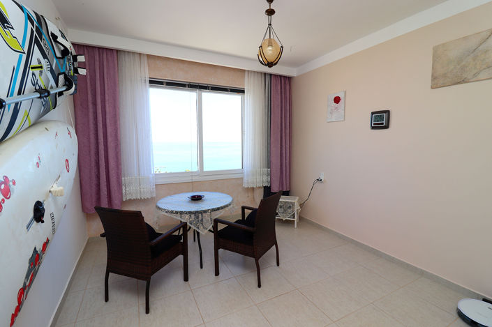 Image No.23-3 Bed Apartment for sale