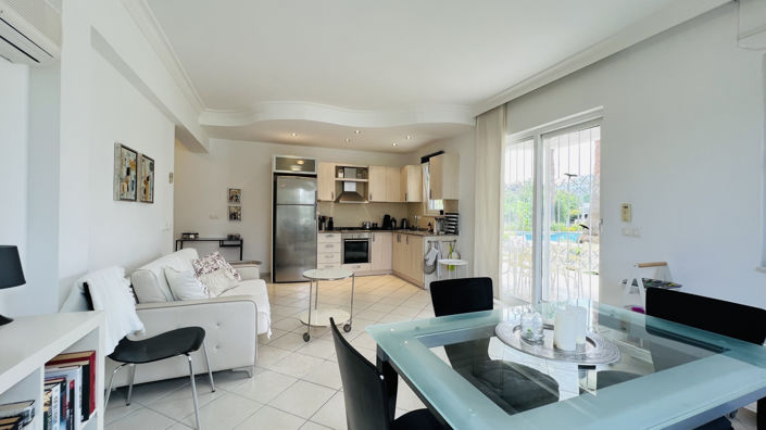 Image No.6-Appartement de 2 chambres à vendre à Çamyuva