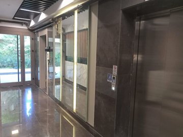 Exterior 8