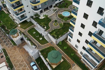 Exterior 3
