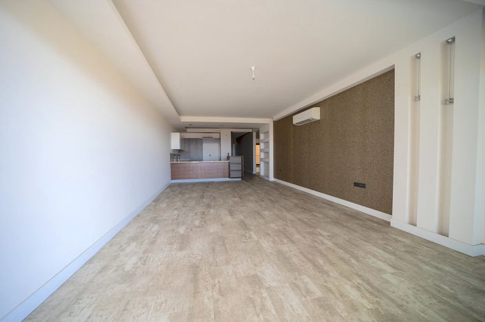 Image No.25-3 Bed Apartment for sale