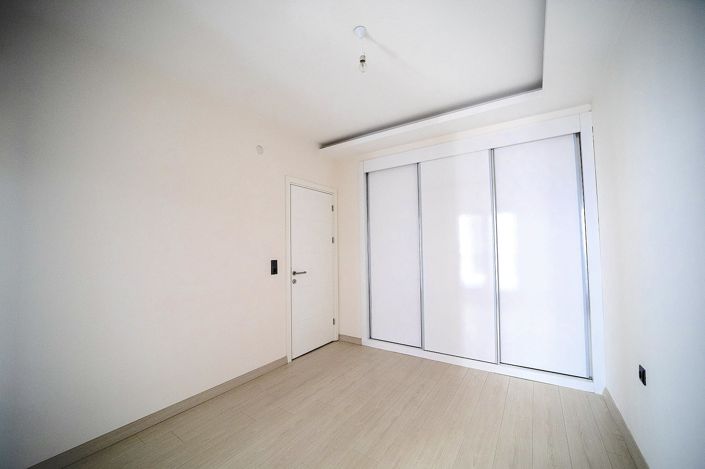 Image No.33-3 Bed Apartment for sale