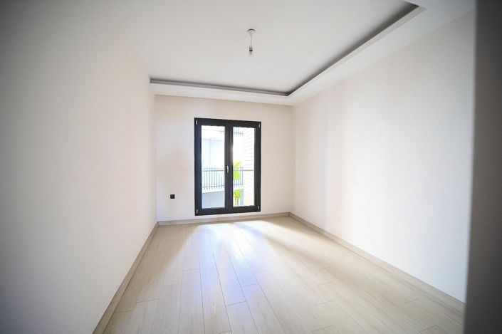 Image No.36-3 Bed Apartment for sale