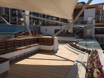 Exterior 14