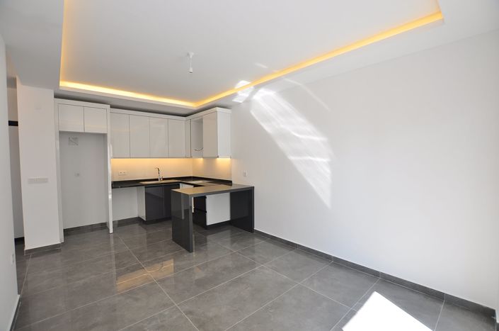 Image No.21-3 Bed Apartment for sale